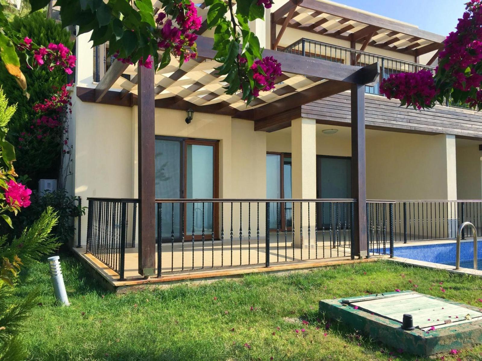 Villa Manolya Яликавак Екстериор снимка